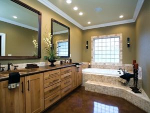 bright-open-wood-master-bath